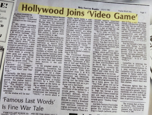 Newspaper - Hollywood