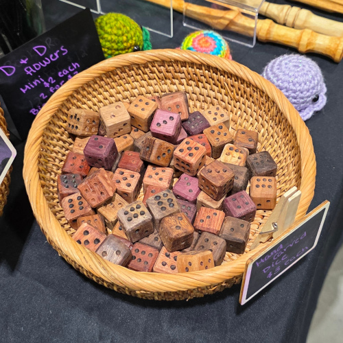 Wood dice