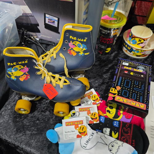 Pac-Man roller skates